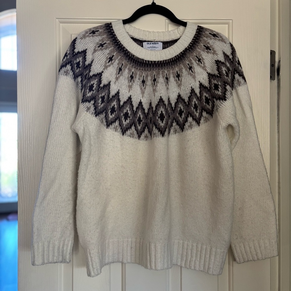 Old Navy Cozy Shaker-Knit Pullover Sweater in Neutral Fair Isle
